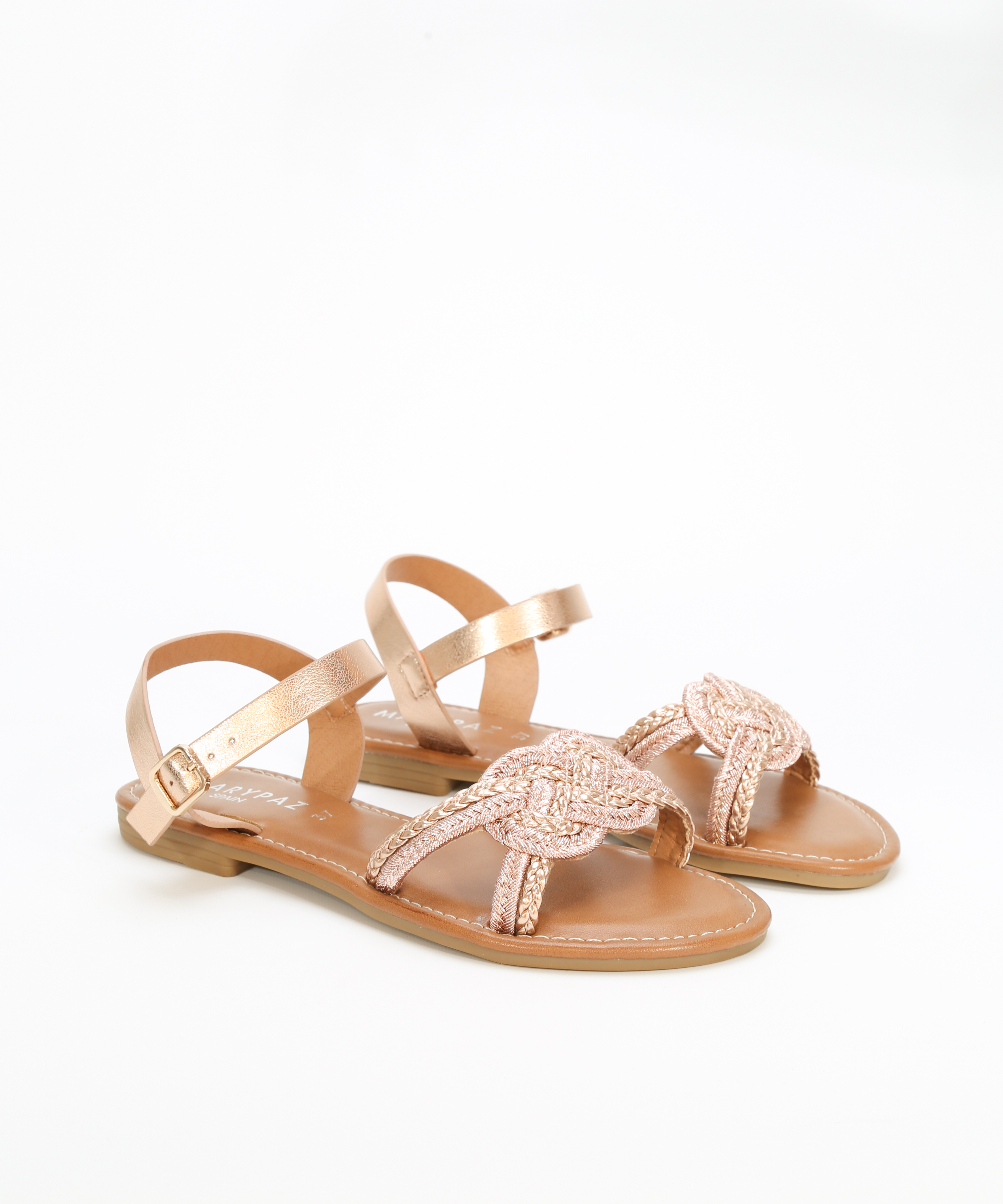 Sand&aacute;lia plana tran&ccedil;ada image number null